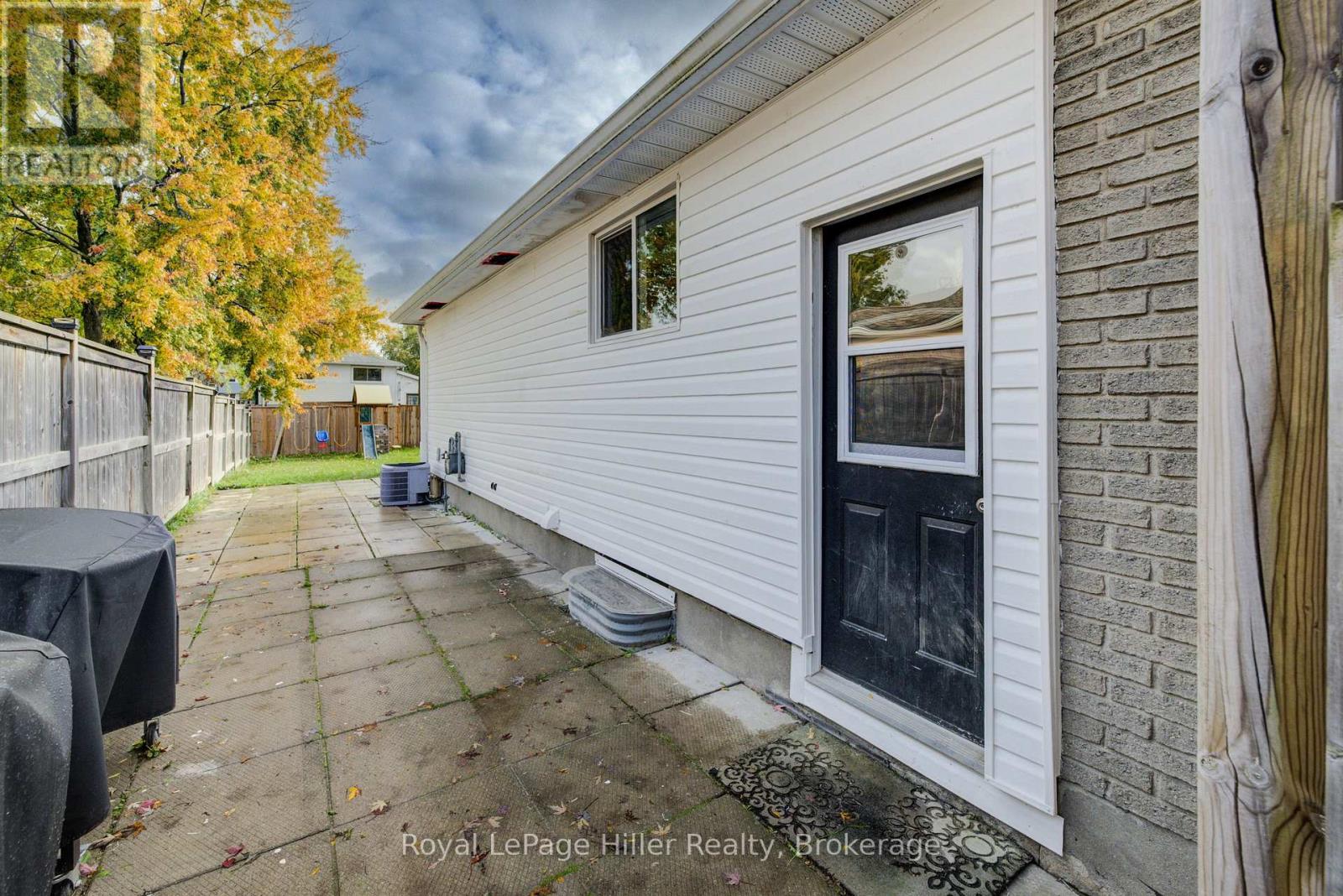 50 Wyatt Street, Stratford, Ontario  N5A 7C8 - Photo 27 - X12483315