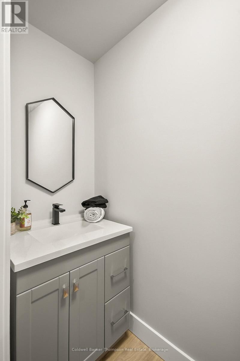 120 Vernon Shores Avenue, Huntsville, Ontario  P1H 2J2 - Photo 23 - X12483359