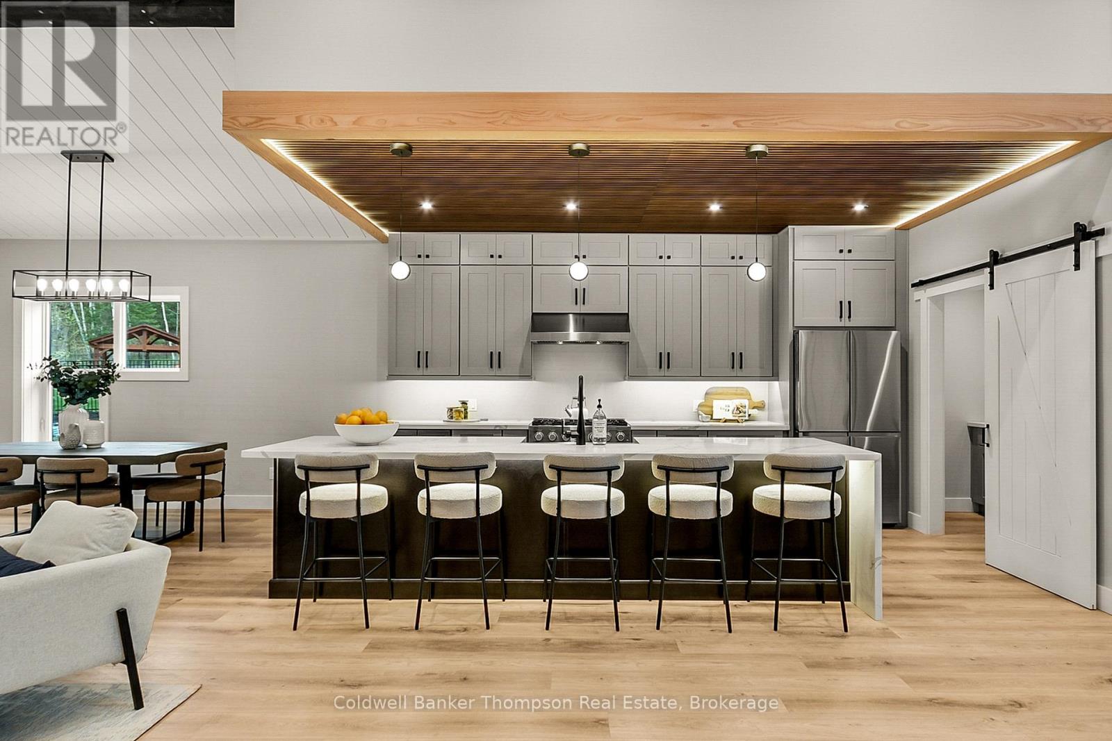 120 Vernon Shores Avenue, Huntsville, Ontario  P1H 2J2 - Photo 7 - X12483359