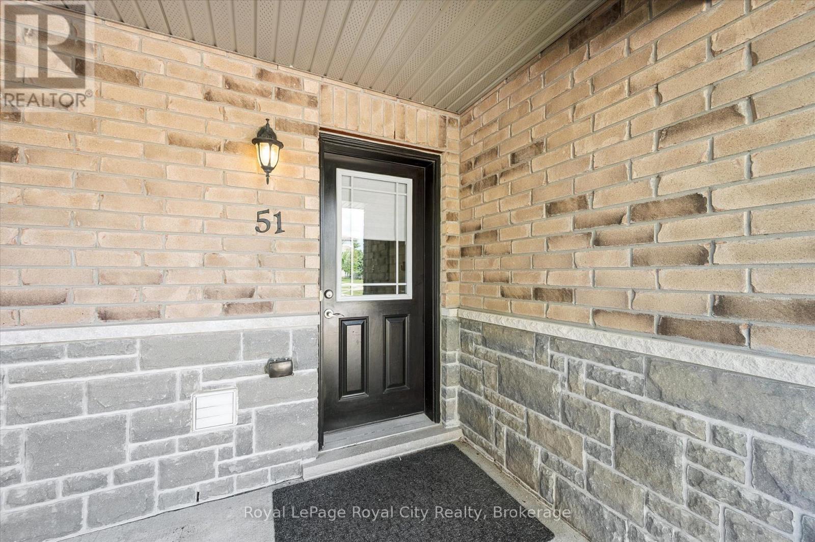 51 Oldfield Drive, Guelph, Ontario  N1L 0K6 - Photo 4 - X12483395