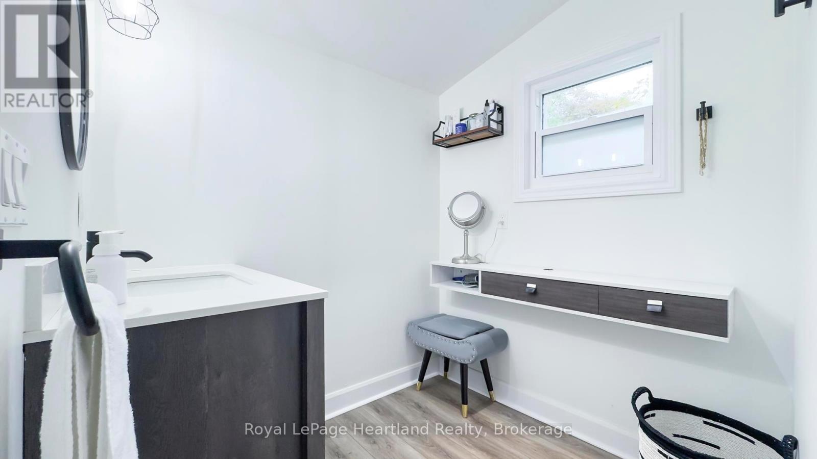 252 Huron Road, Goderich, Ontario  N7A 2Z9 - Photo 16 - X12483434
