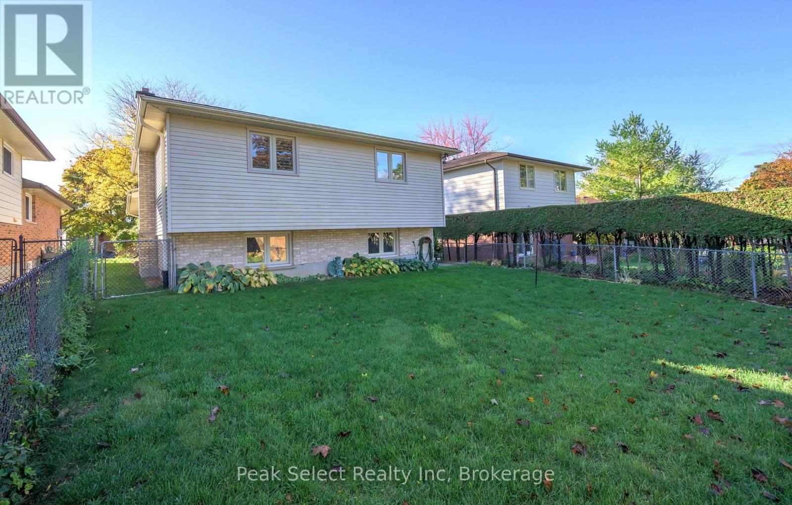 220 Regal Drive, London East, Ontario  N5Y 4Z8 - Photo 37 - X12483446