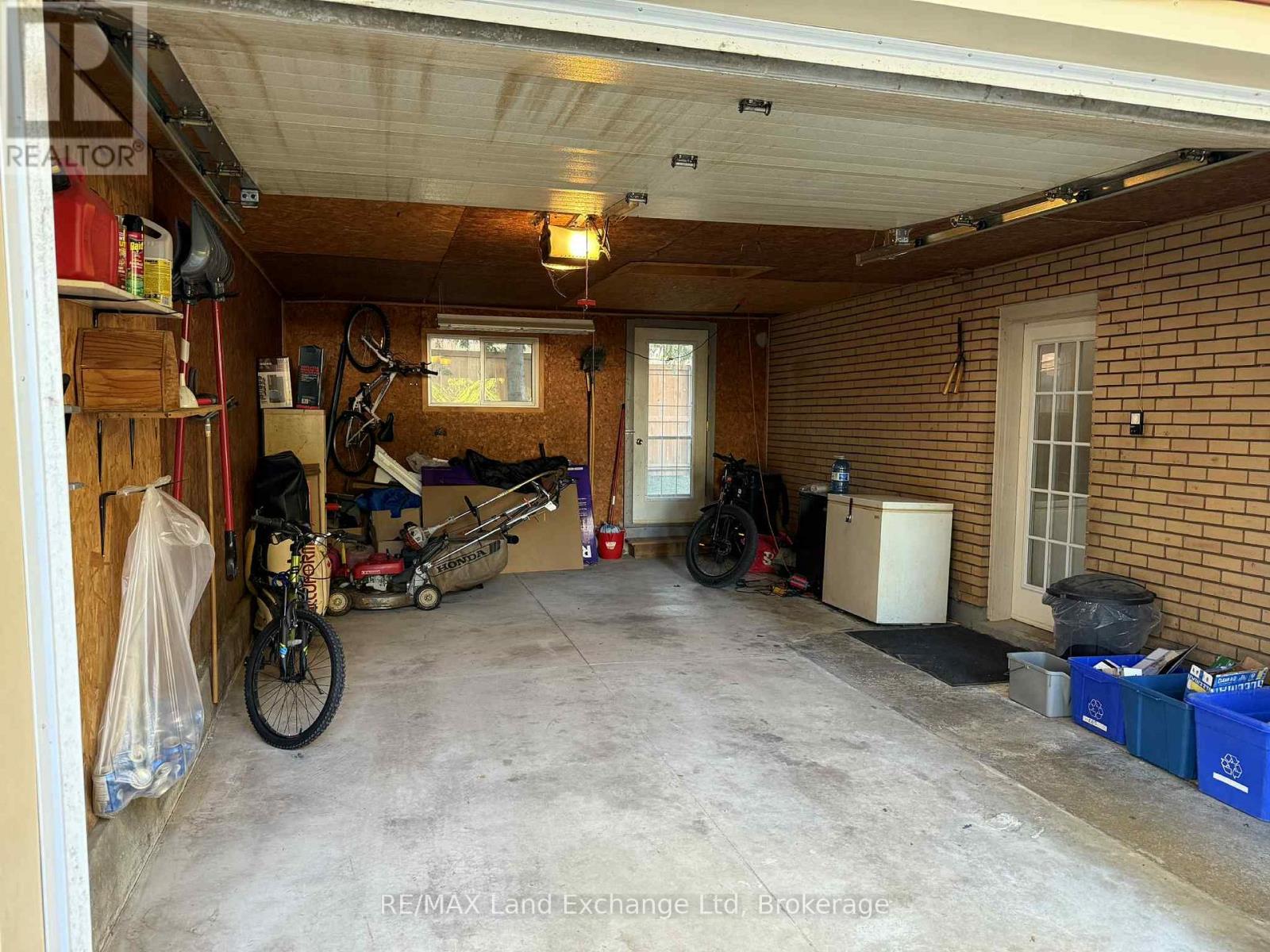 161 Catherine Street, North Huron, Ontario  N0G 2W0 - Photo 13 - X12483476