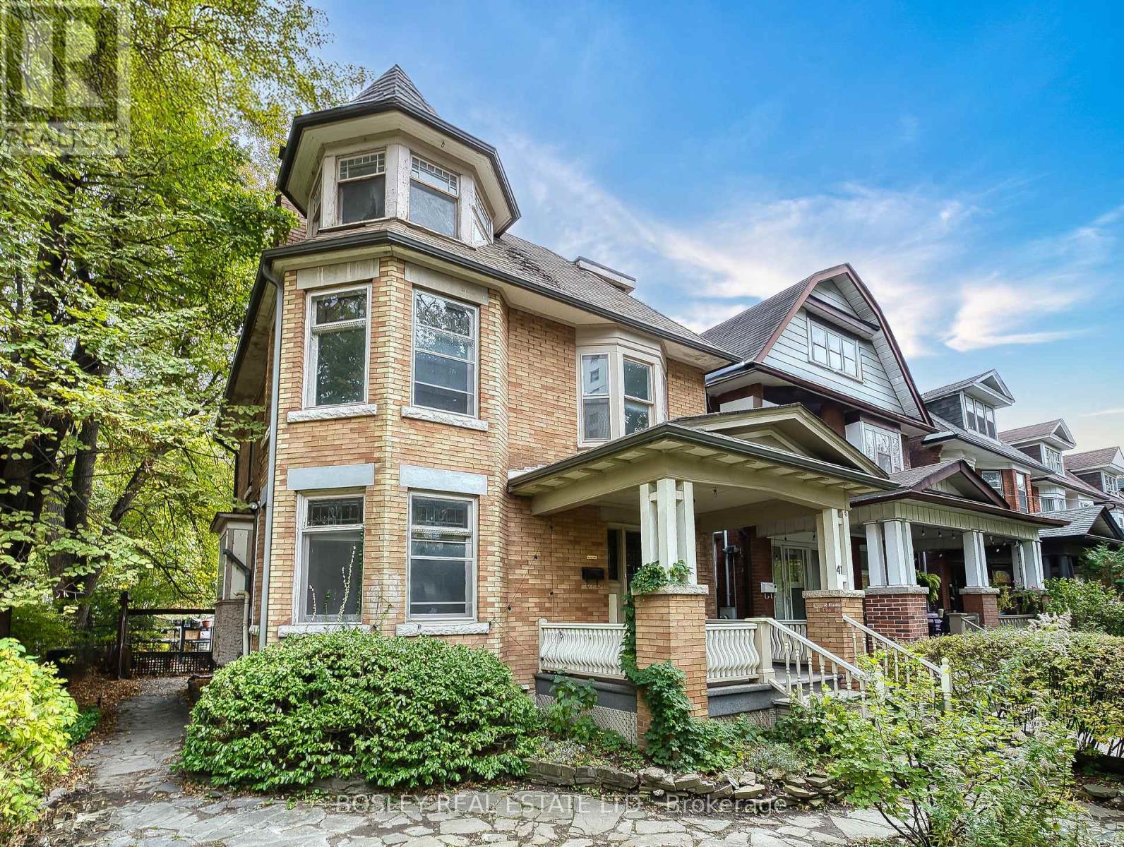 41 TYNDALL AVENUE, Toronto, Ontario