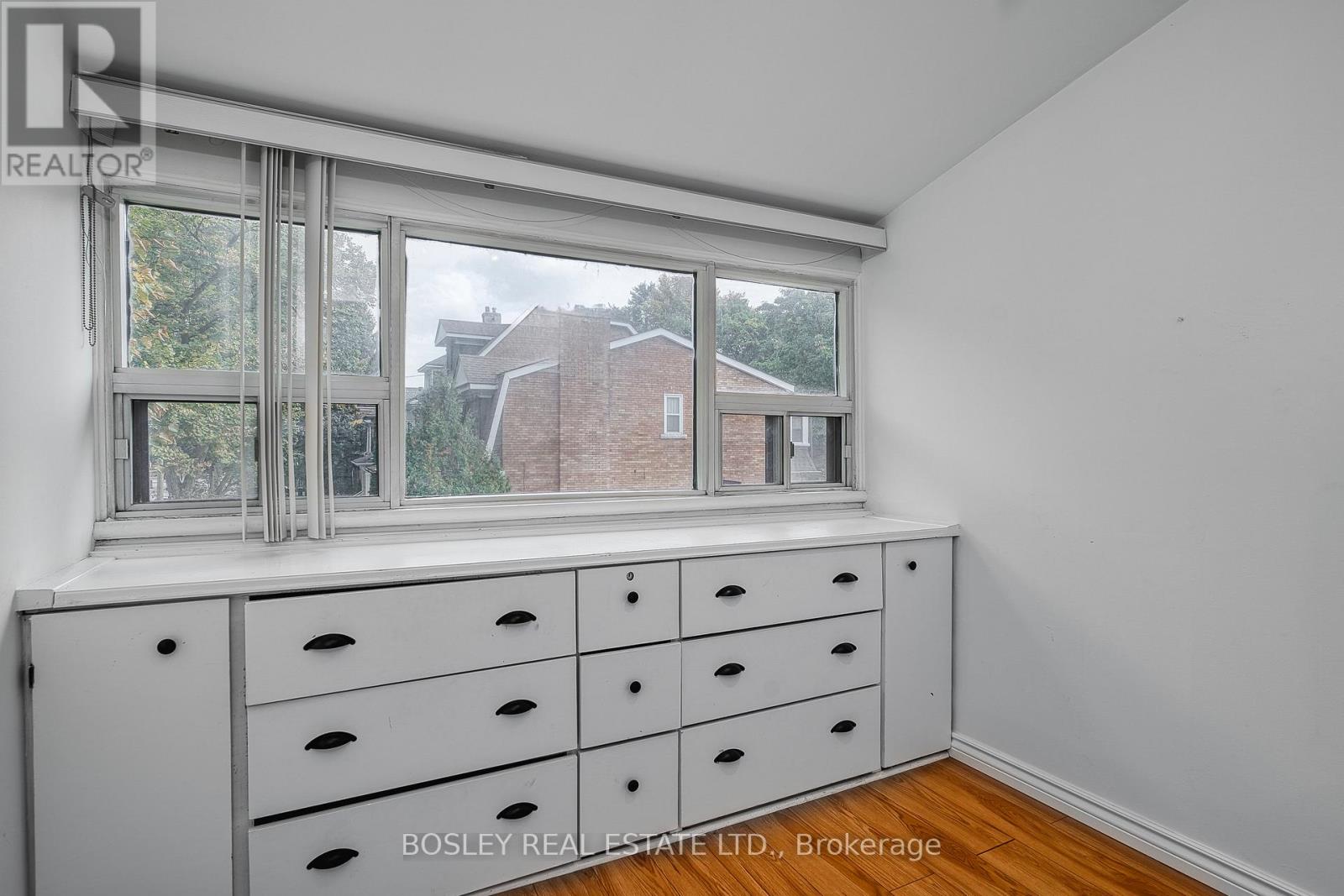 41 Tyndall Avenue, Toronto, Ontario  M6K 2E9 - Photo 15 - W12483276