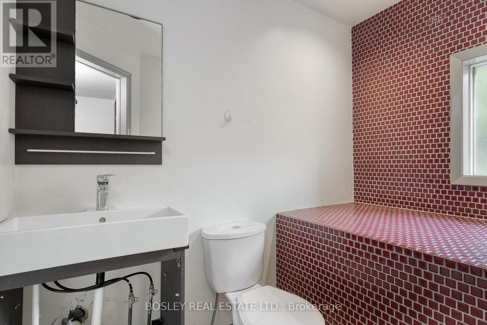 41 Tyndall Avenue, Toronto, Ontario  M6K 2E9 - Photo 34 - W12483276