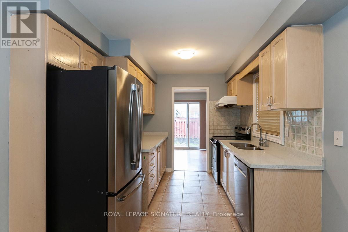 5528 Antrex Crescent, Mississauga, Ontario  L4Z 3T6 - Photo 11 - W12483294