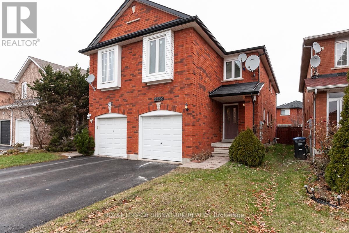 5528 Antrex Crescent, Mississauga, Ontario  L4Z 3T6 - Photo 3 - W12483294