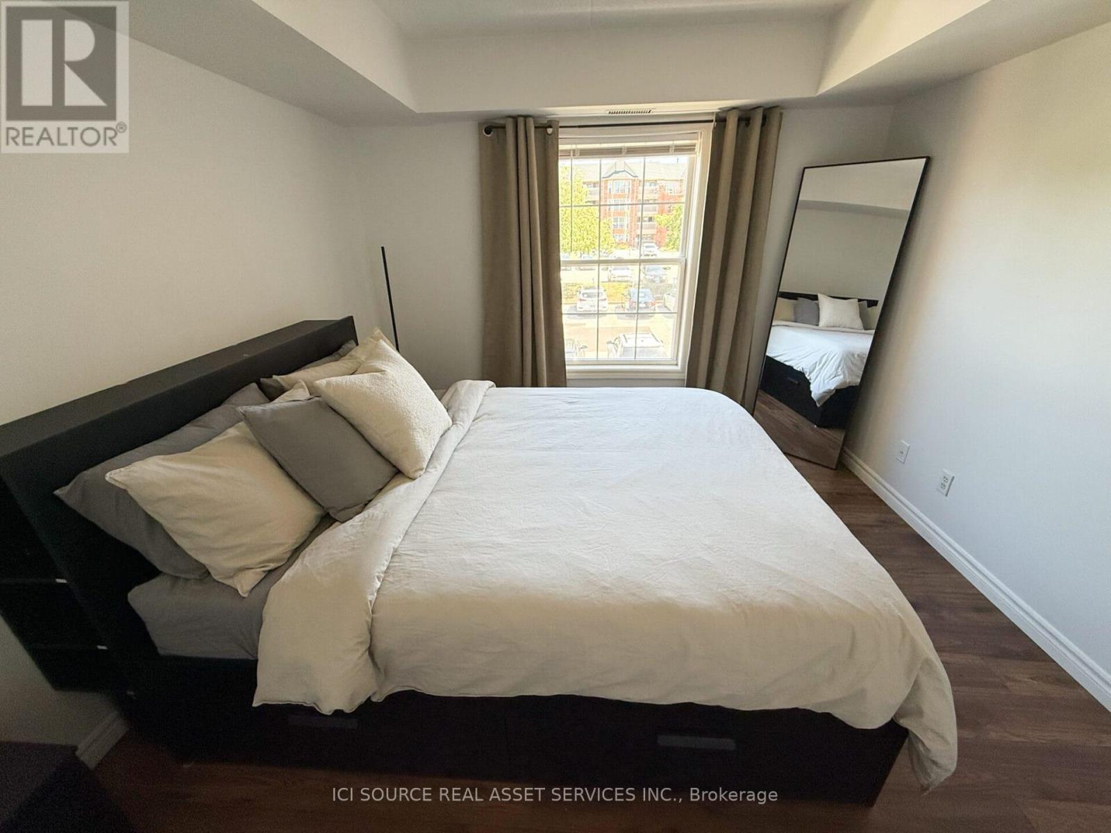 204 - 4003 Kilmer Drive, Burlington, Ontario  L7M 4M1 - Photo 15 - W12483250