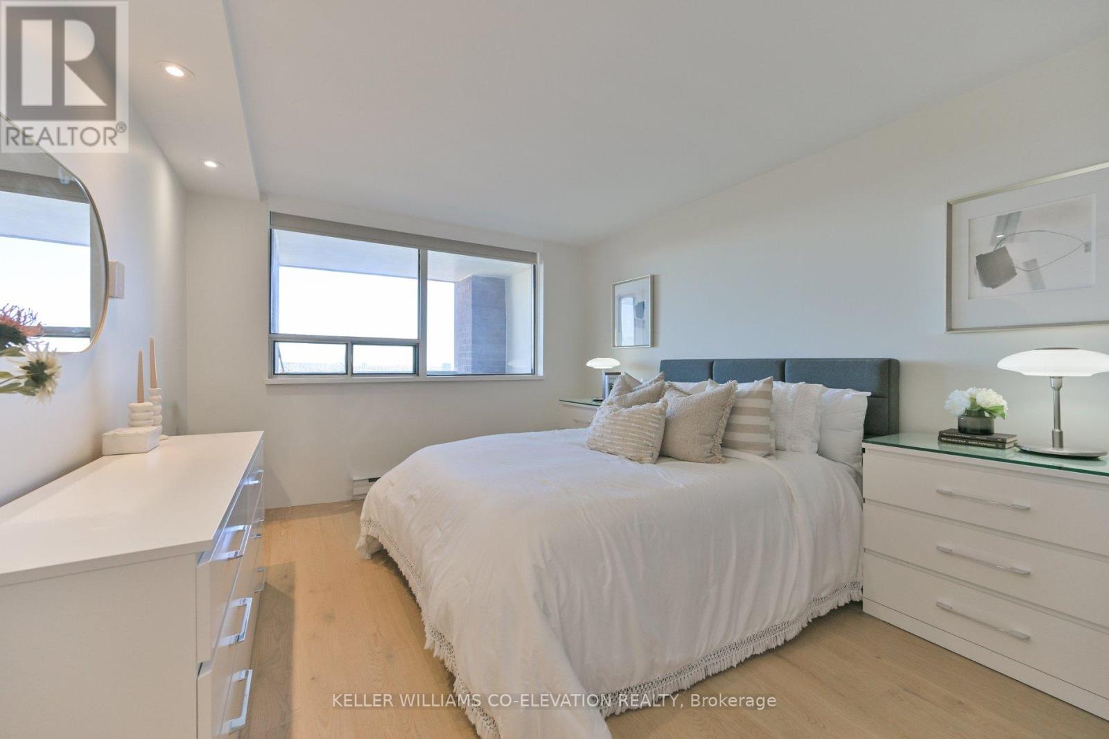 1612 - 914 Yonge Street, Toronto, Ontario  M4W 3C8 - Photo 16 - C12483121