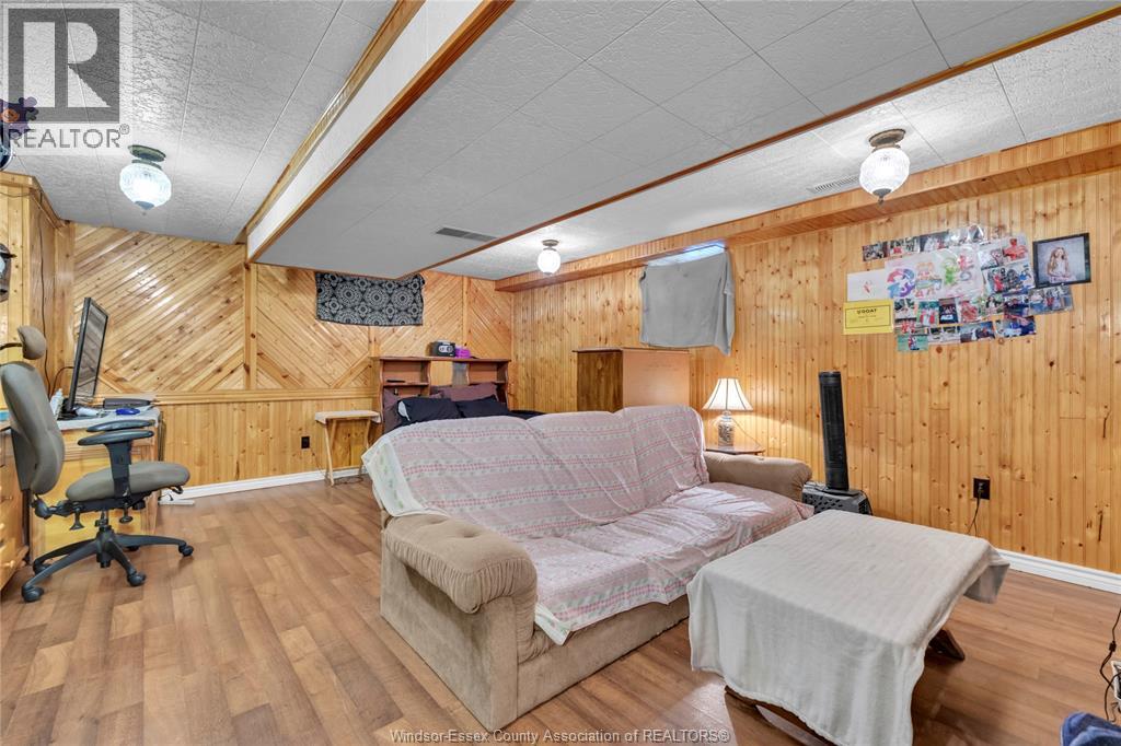 9484 Walker, Mcgregor, Ontario  N0R 1J0 - Photo 23 - 25027225