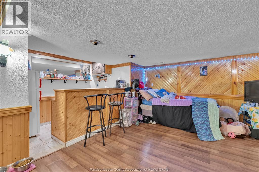 9484 Walker, Mcgregor, Ontario  N0R 1J0 - Photo 25 - 25027225