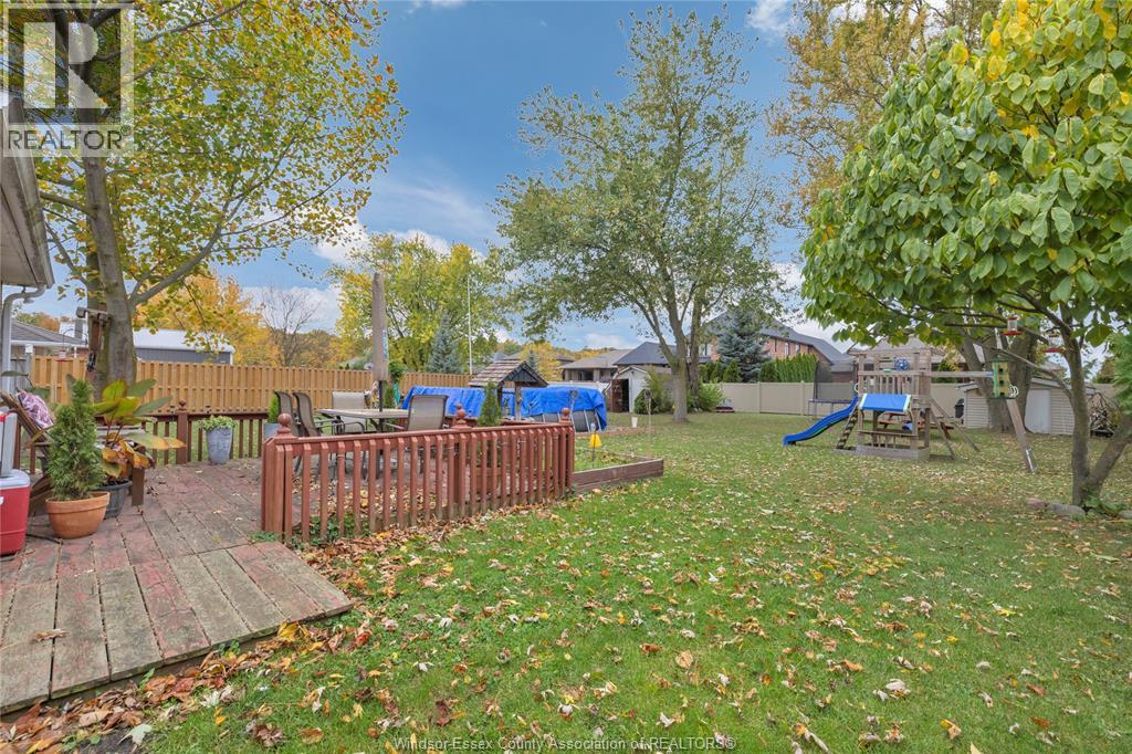 9484 Walker, Mcgregor, Ontario  N0R 1J0 - Photo 31 - 25027225
