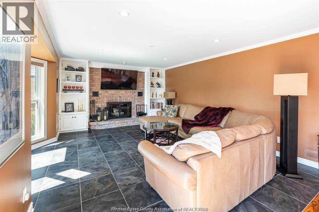 12605 Little River Boulevard, Tecumseh, Ontario  N8N 4B9 - Photo 11 - 25027224