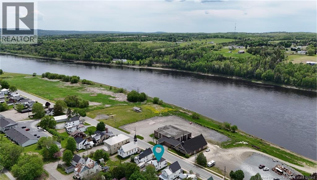 354 Main Street, Hartland, New Brunswick  E7P 2M9 - Photo 11 - NB119784