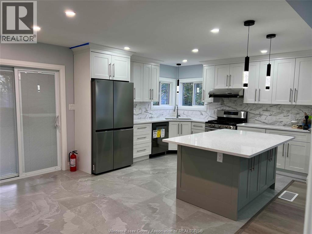 4395 Guppy Court, Windsor, Ontario  N9G 2N8 - Photo 7 - 25027227