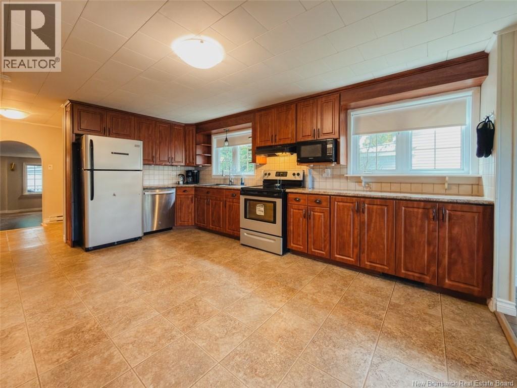 62 Hillcrest Avenue, Hartland, New Brunswick E7P 1M7 - Photo 32 - NB127241