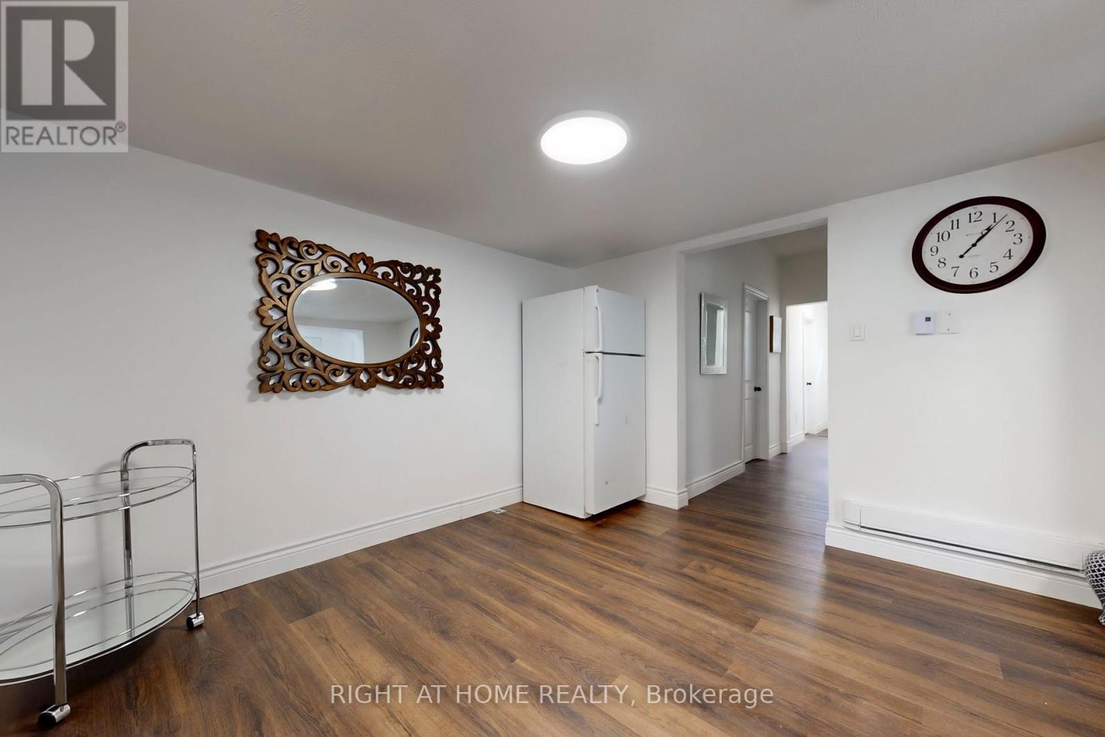 92 Aurora Street, Hamilton, Ontario  L8N 2P7 - Photo 33 - X12483264