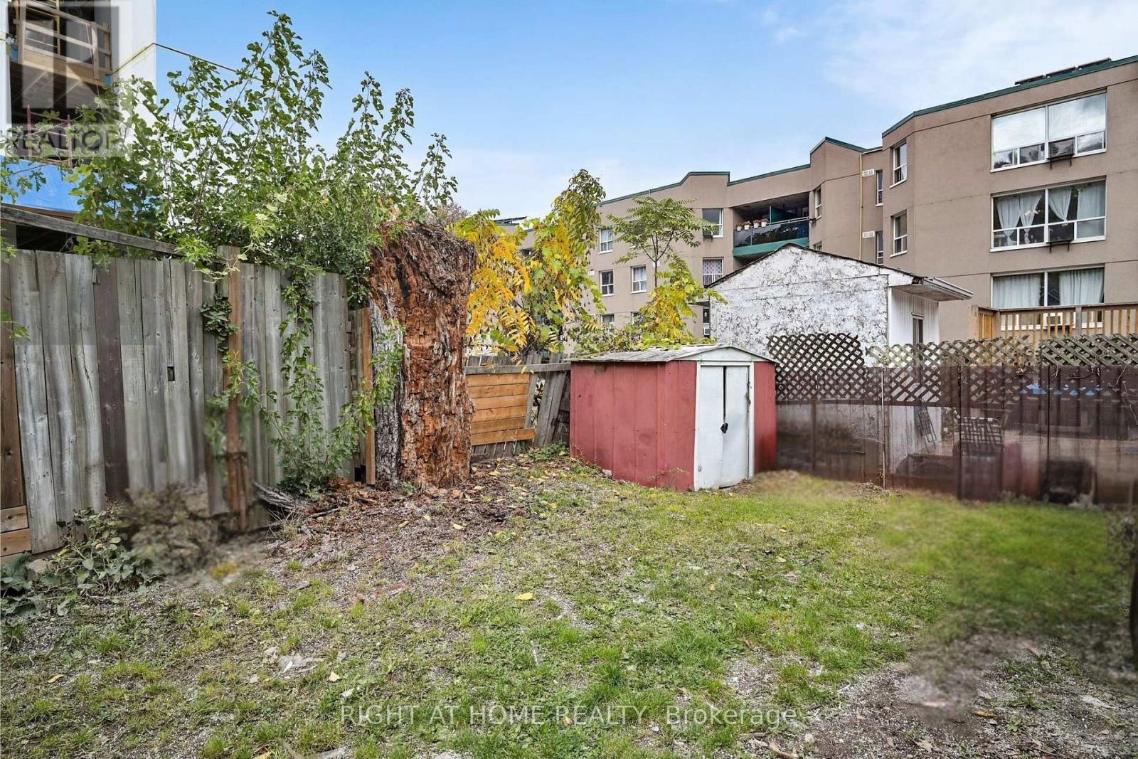 92 Aurora Street, Hamilton, Ontario  L8N 2P7 - Photo 37 - X12483264