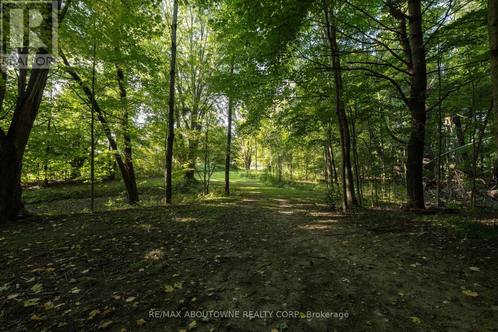 3276 Governors Road, Hamilton, Ontario  L0R 1T0 - Photo 49 - X12483282