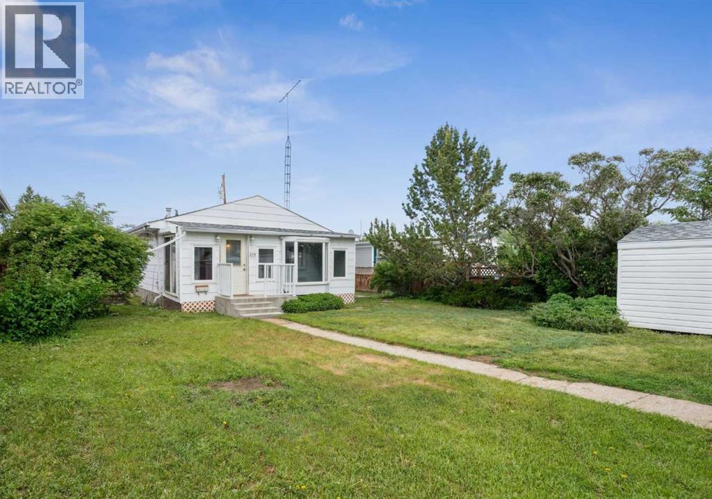 219 2 Avenue S, Champion, Alberta