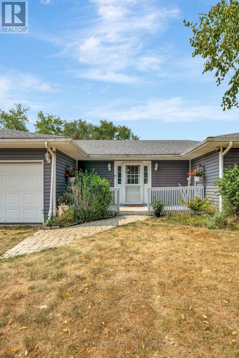 263 County Rd 29 Road, Prince Edward County, Ontario  K0K 1T0 - Photo 4 - X12332393