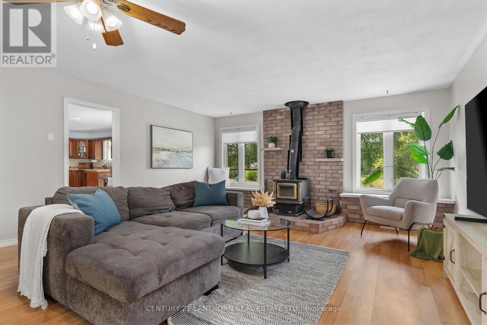 263 County Rd 29 Road, Prince Edward County, Ontario  K0K 1T0 - Photo 7 - X12332393