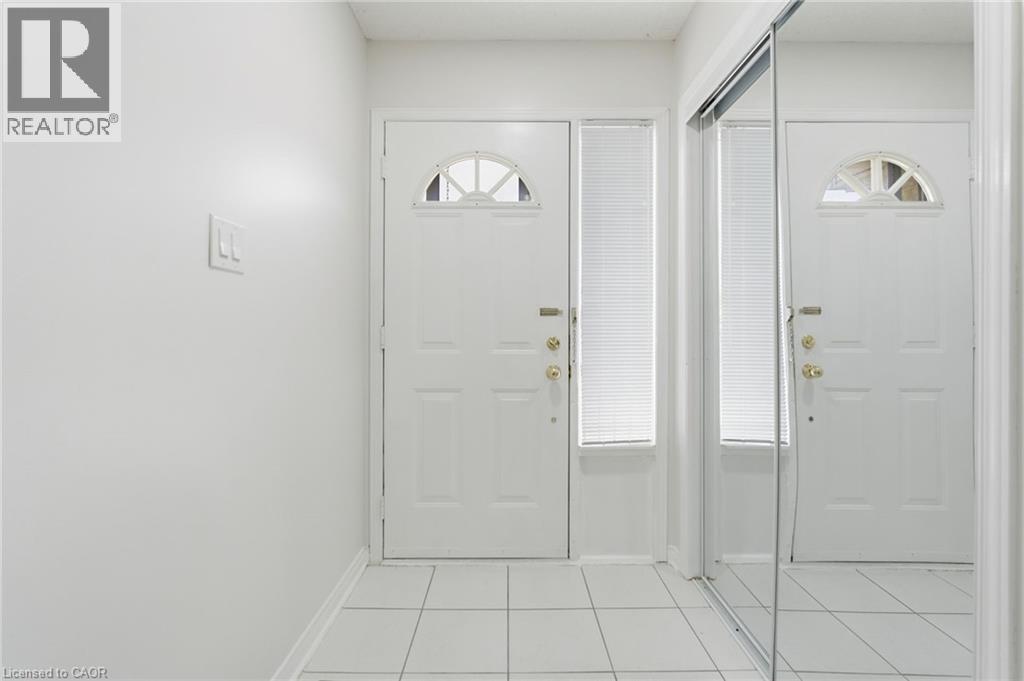 100 Vineberg Drive Unit# 25, Hamilton, Ontario  L8W 3X4 - Photo 3 - 40782392