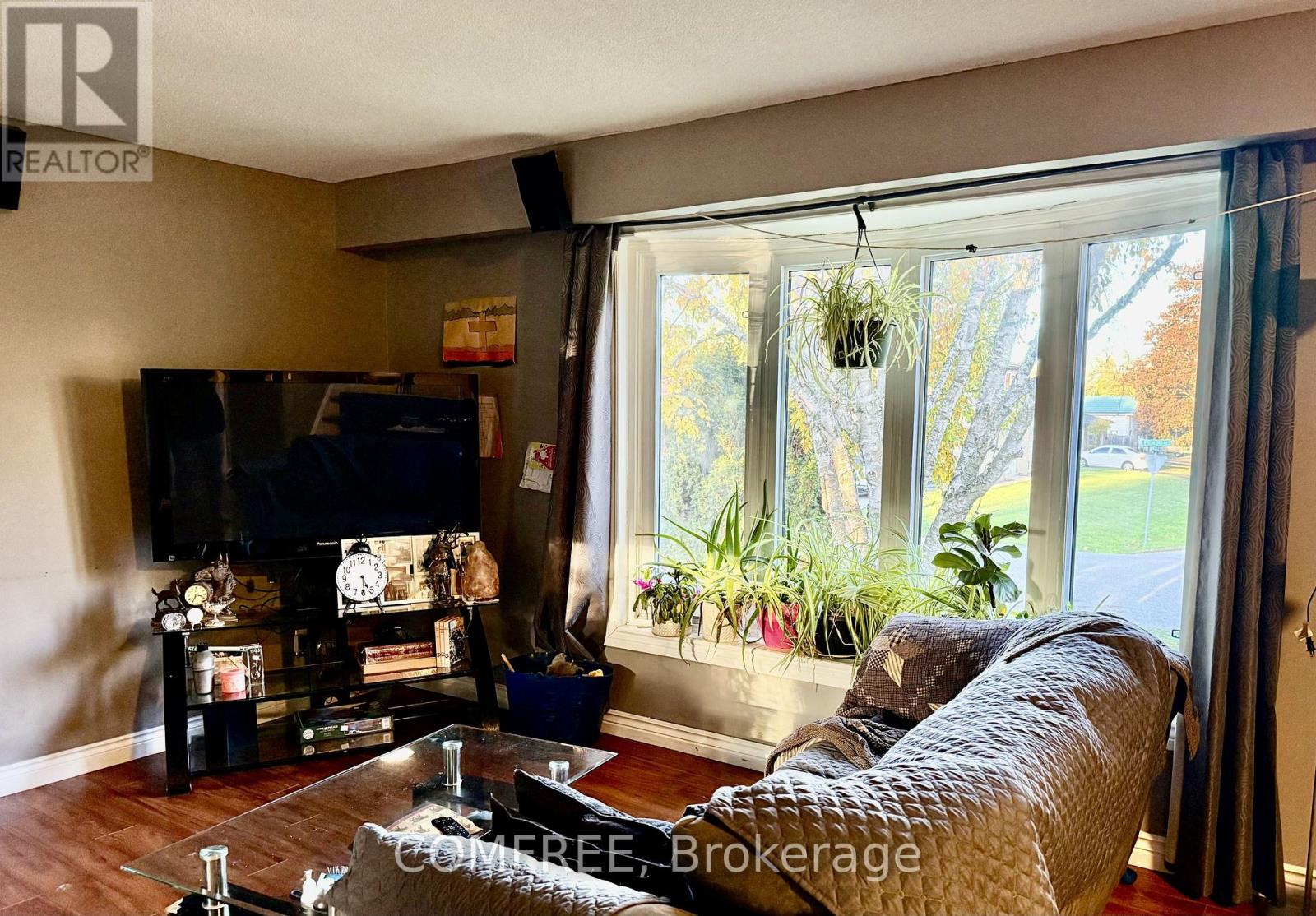 391 Raymond Avenue, Orillia, Ontario  L3V 6S6 - Photo 13 - S12482267