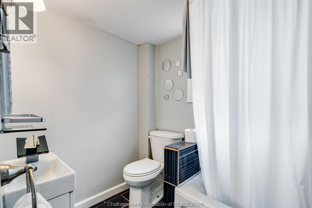 32 Degge Street, Chatham, Ontario  N7M 4X2 - Photo 15 - 25022817