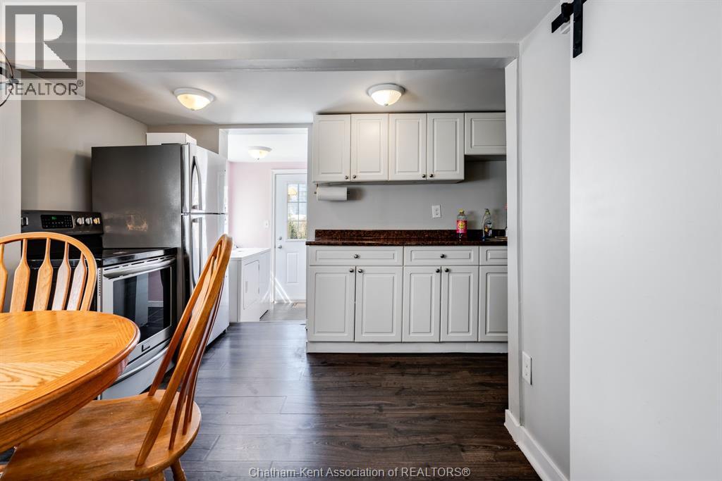 32 Degge Street, Chatham, Ontario  N7M 4X2 - Photo 8 - 25022817