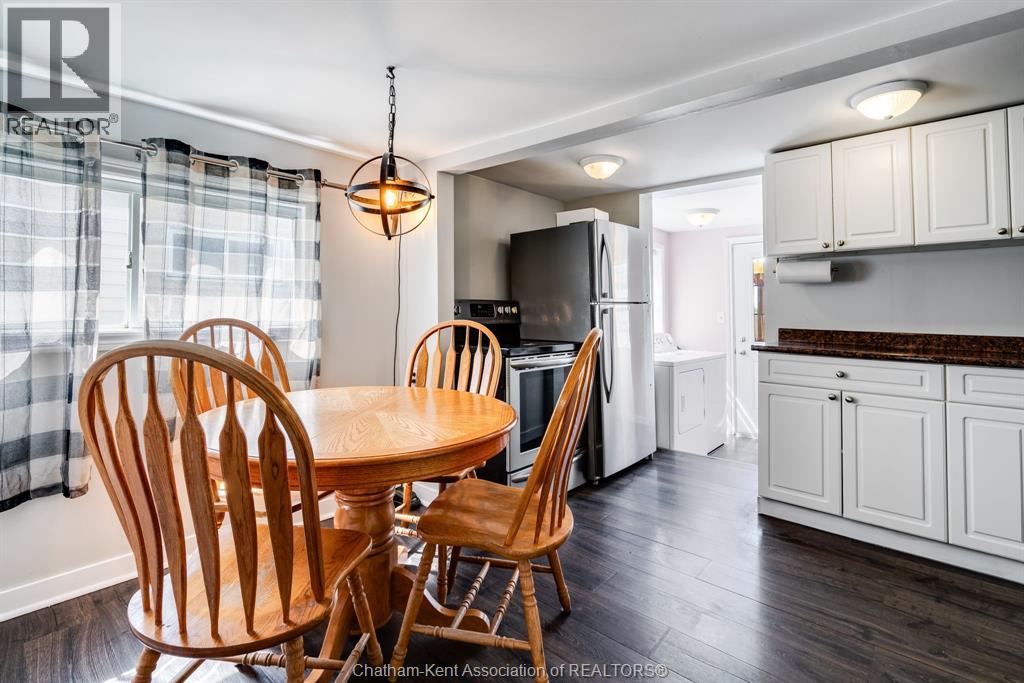 32 Degge Street, Chatham, Ontario  N7M 4X2 - Photo 7 - 25022817