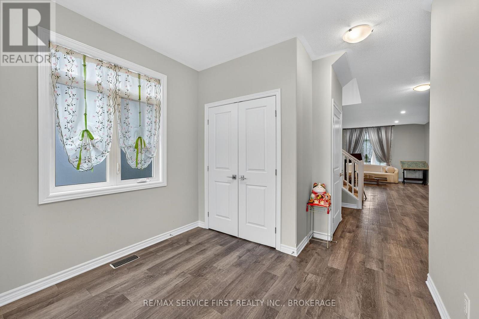 1724 Monica Drive, Kingston (City Northwest), Ontario  K7P 0S9 - Photo 4 - X12483522