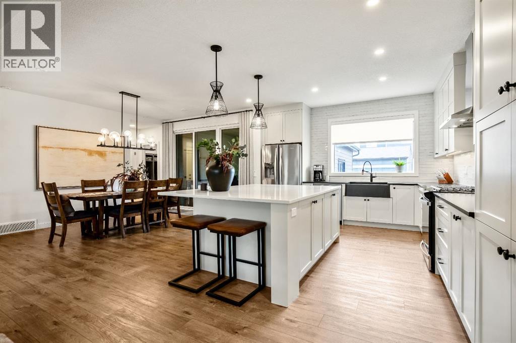 70 Treeline Lane Sw, Calgary, Alberta  T2Y 0S2 - Photo 12 - A2261024