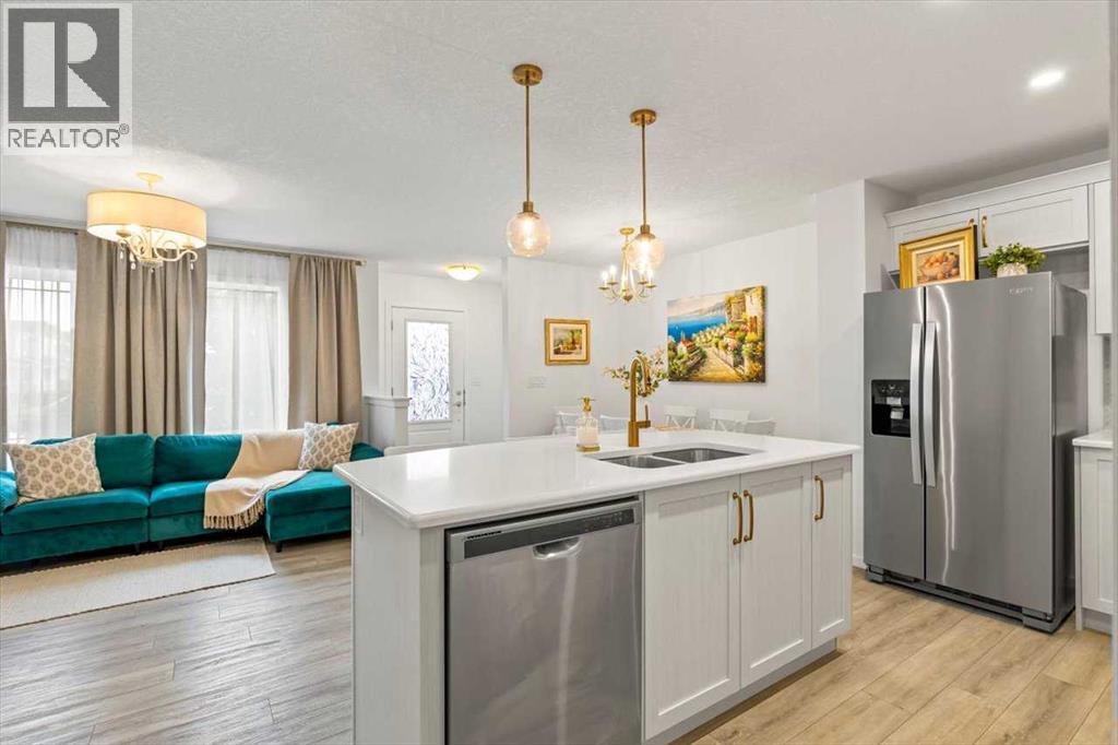 602 Osborne Drive Sw, Airdrie, Alberta  T4B 5G6 - Photo 12 - A2264984