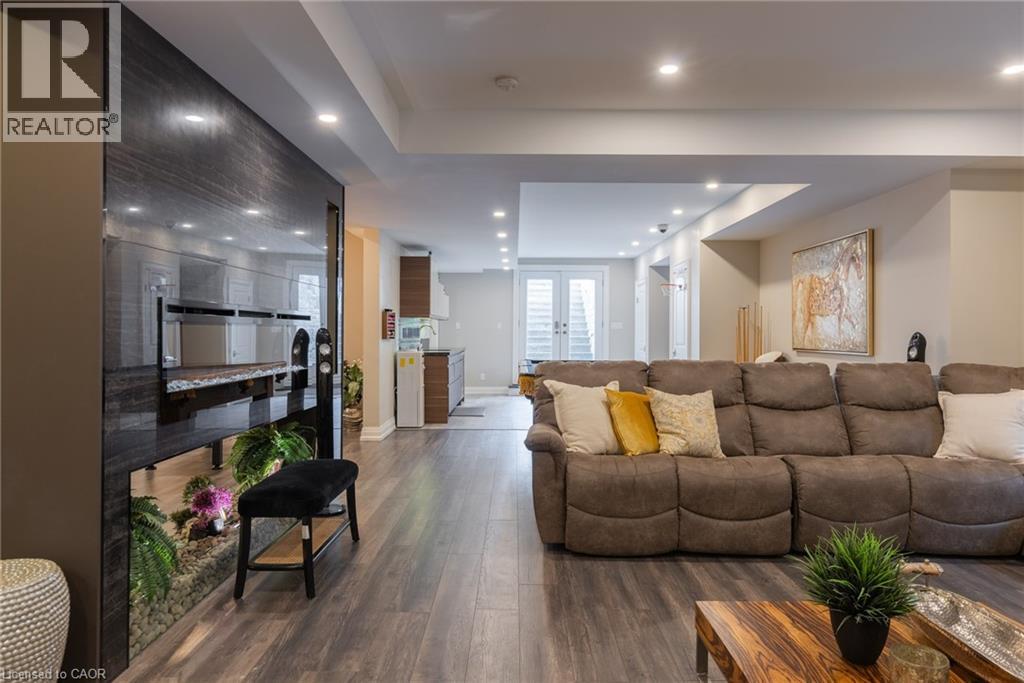 21 Lambert Common, Oak Flats, Ontario  L6K 0H6 - Photo 37 - 40762886