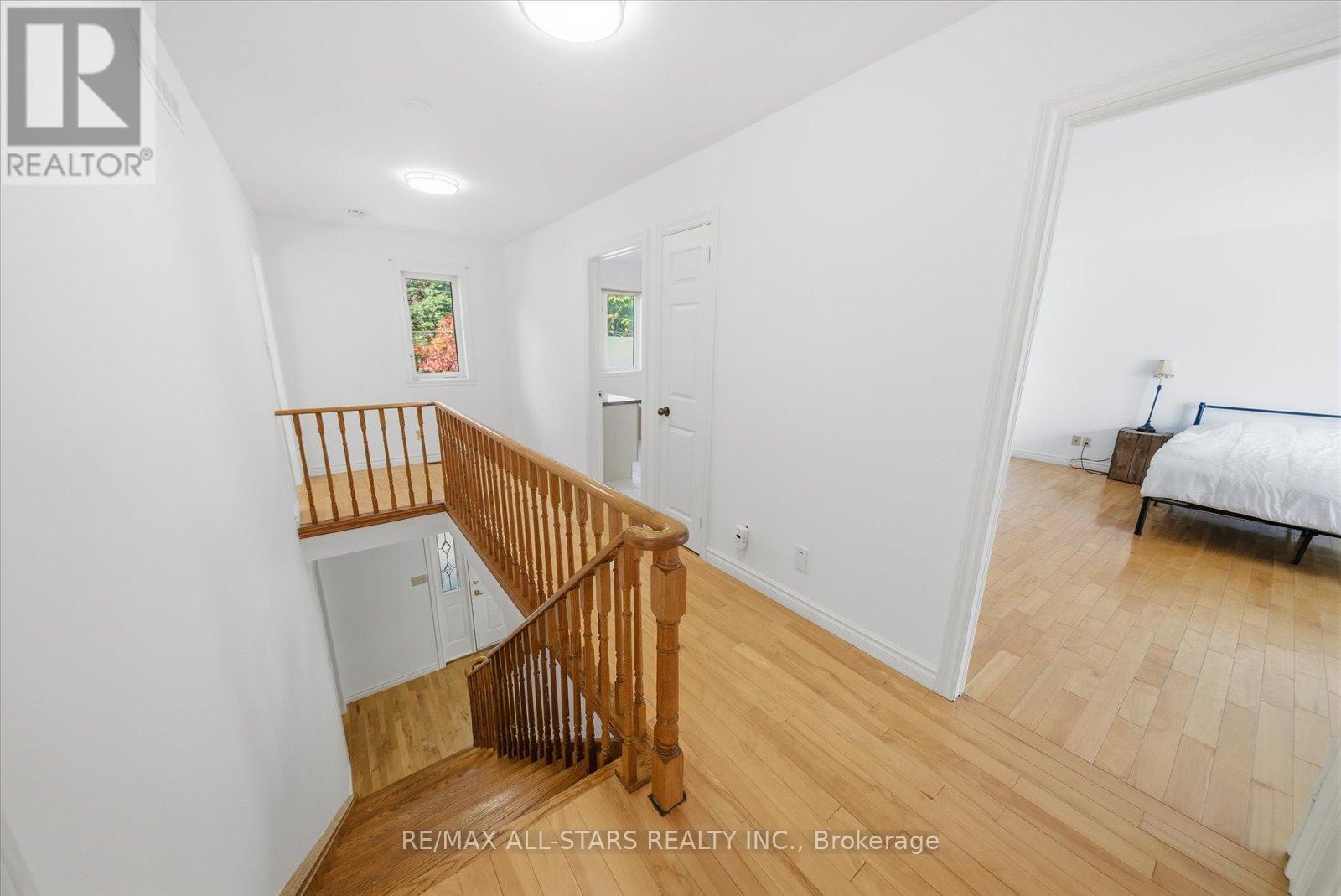 Upper Level - 2999 Lakeside Drive, Severn (Washago), Ontario  L3V 6H3 - Photo 17 - S12424328
