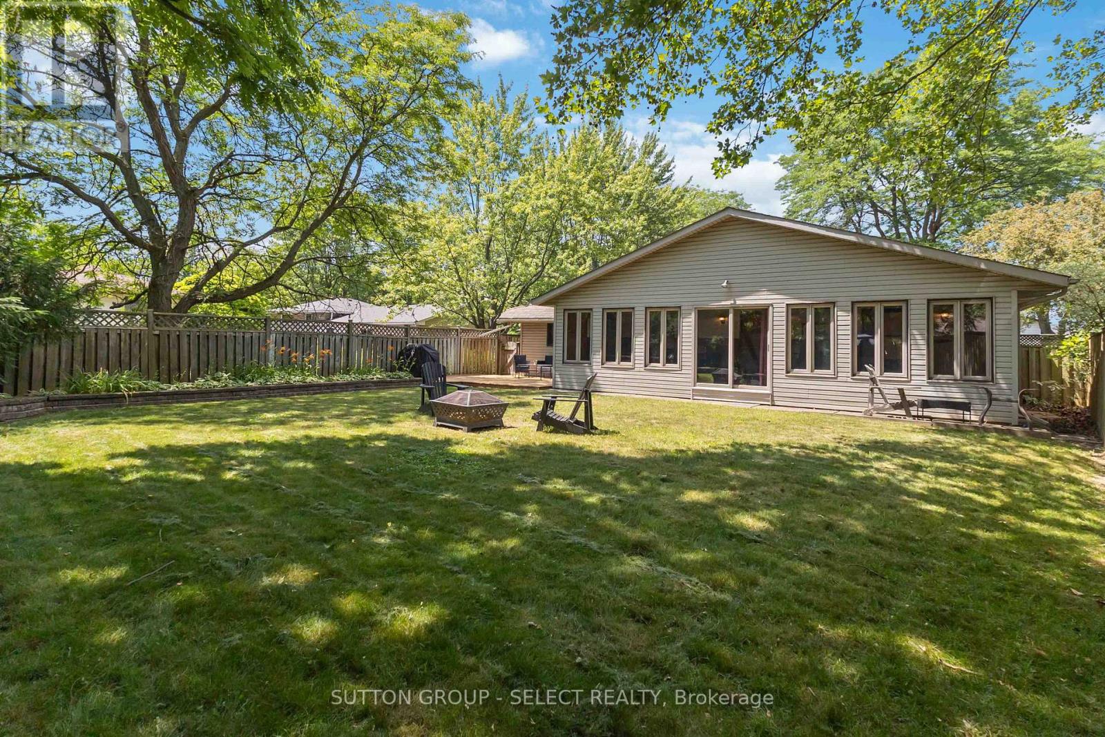 770 Galloway Crescent, London South, Ontario  N6J 2Y7 - Photo 40 - X12483492