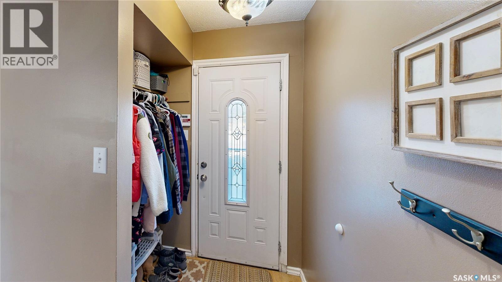 213 Dorothy Street, Regina, Saskatchewan  S4T 5V7 - Photo 2 - SK021765
