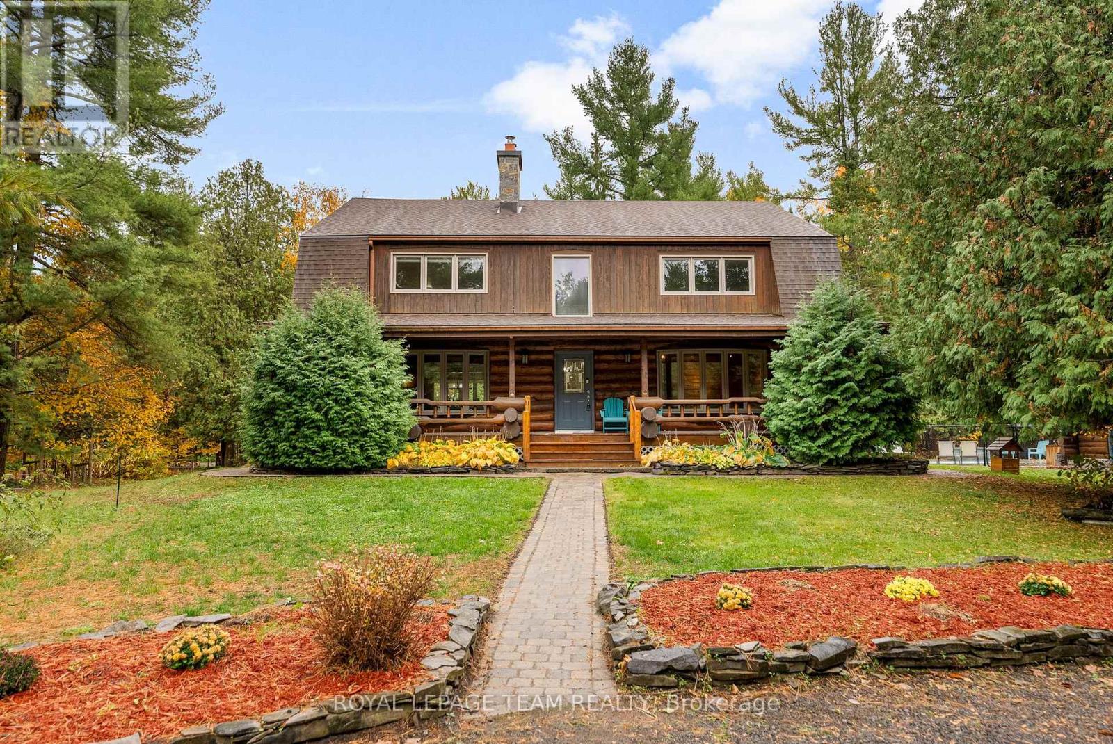 9 HUBERTINE GATE, Ottawa, Ontario