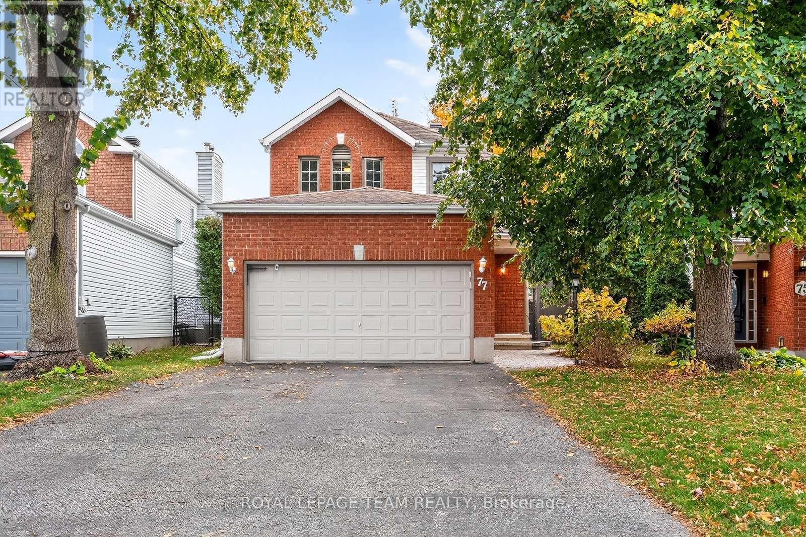 77 ARMAGH WAY, Ottawa, Ontario