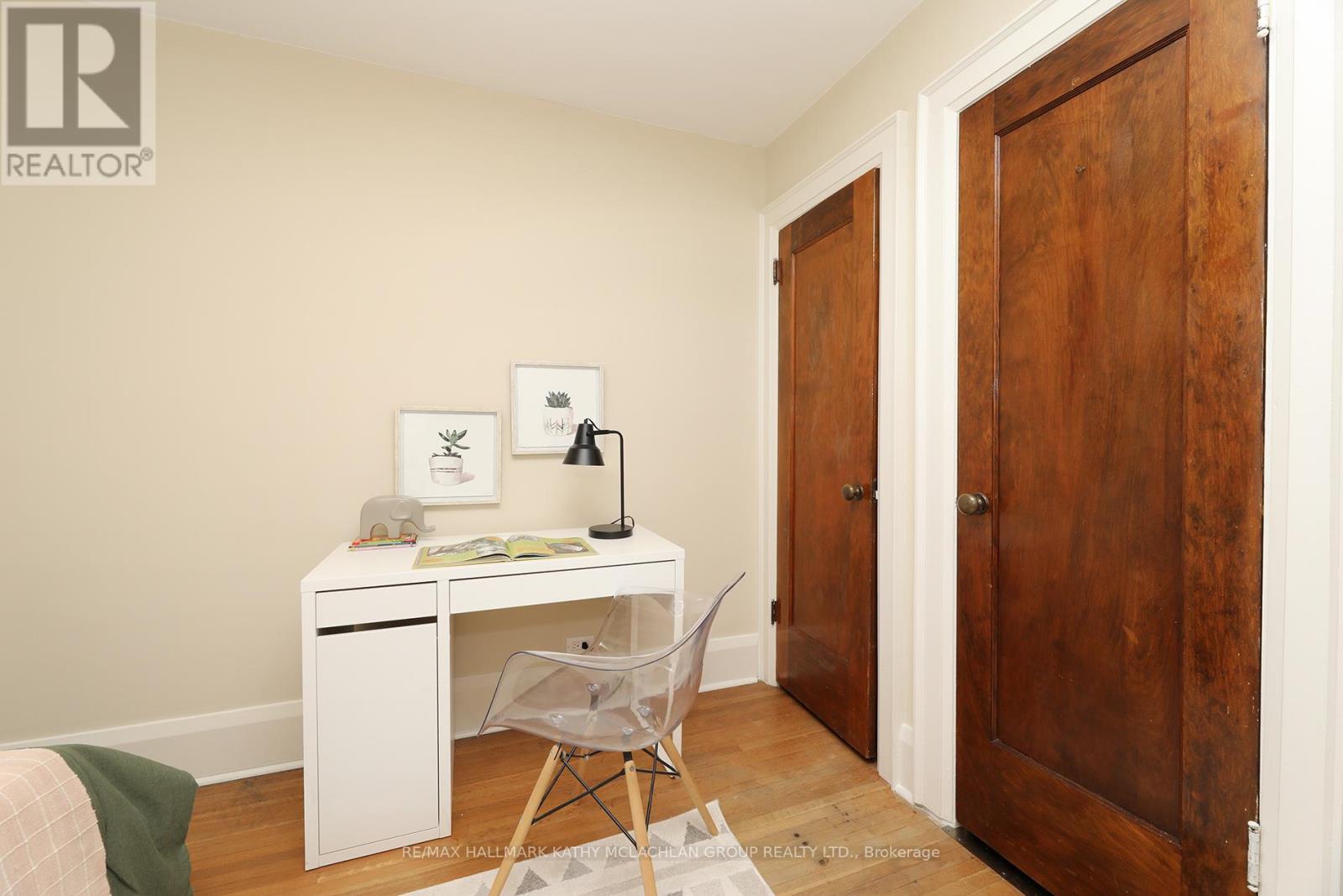 12 Cameron Crescent, Toronto, Ontario  M4G 1Z8 - Photo 21 - C12483312