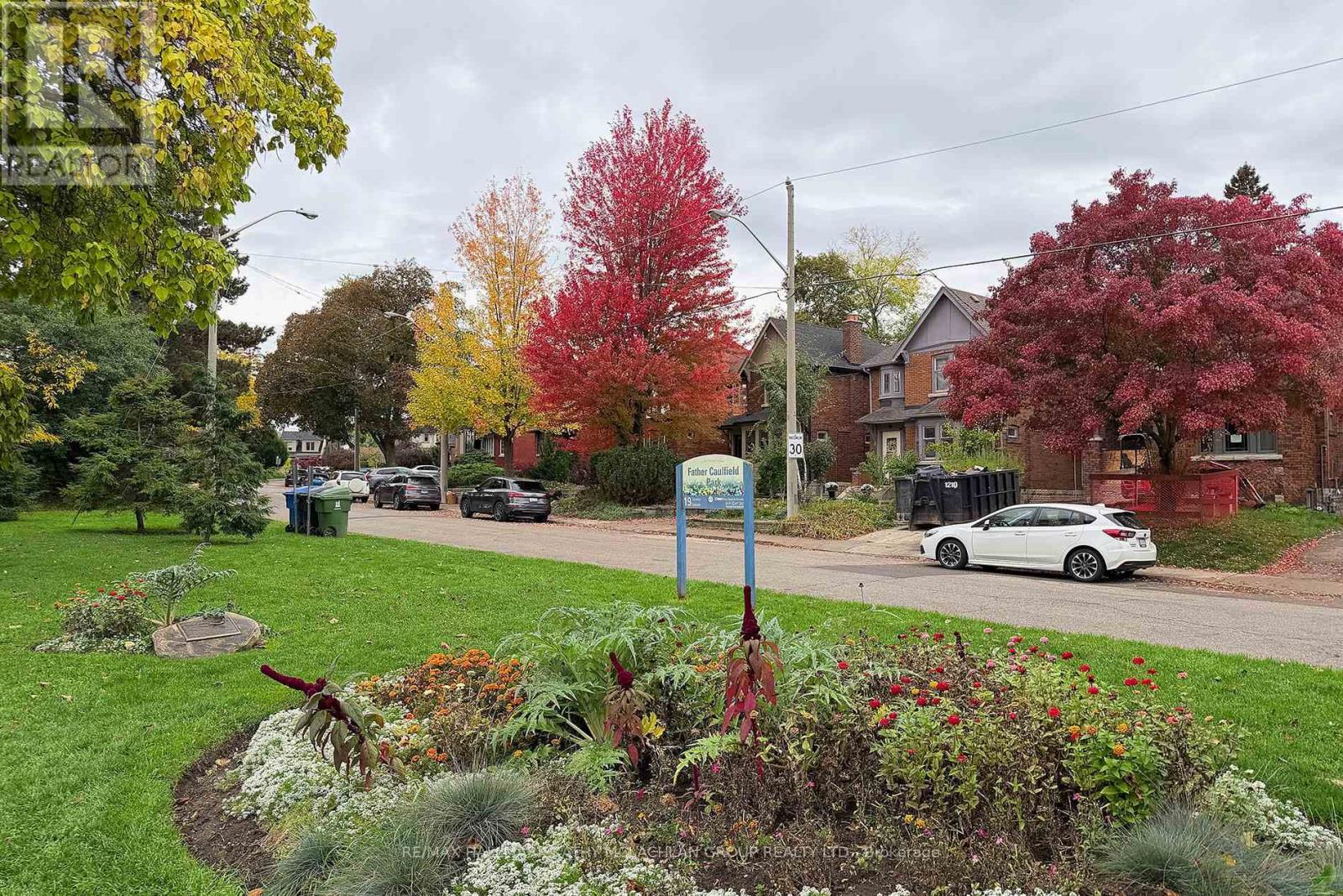 12 Cameron Crescent, Toronto, Ontario  M4G 1Z8 - Photo 33 - C12483312