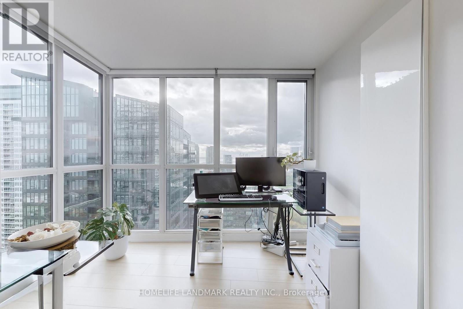3206 - 85 Queens Wharf Road, Toronto, Ontario  M5V 0J9 - Photo 18 - C12483379