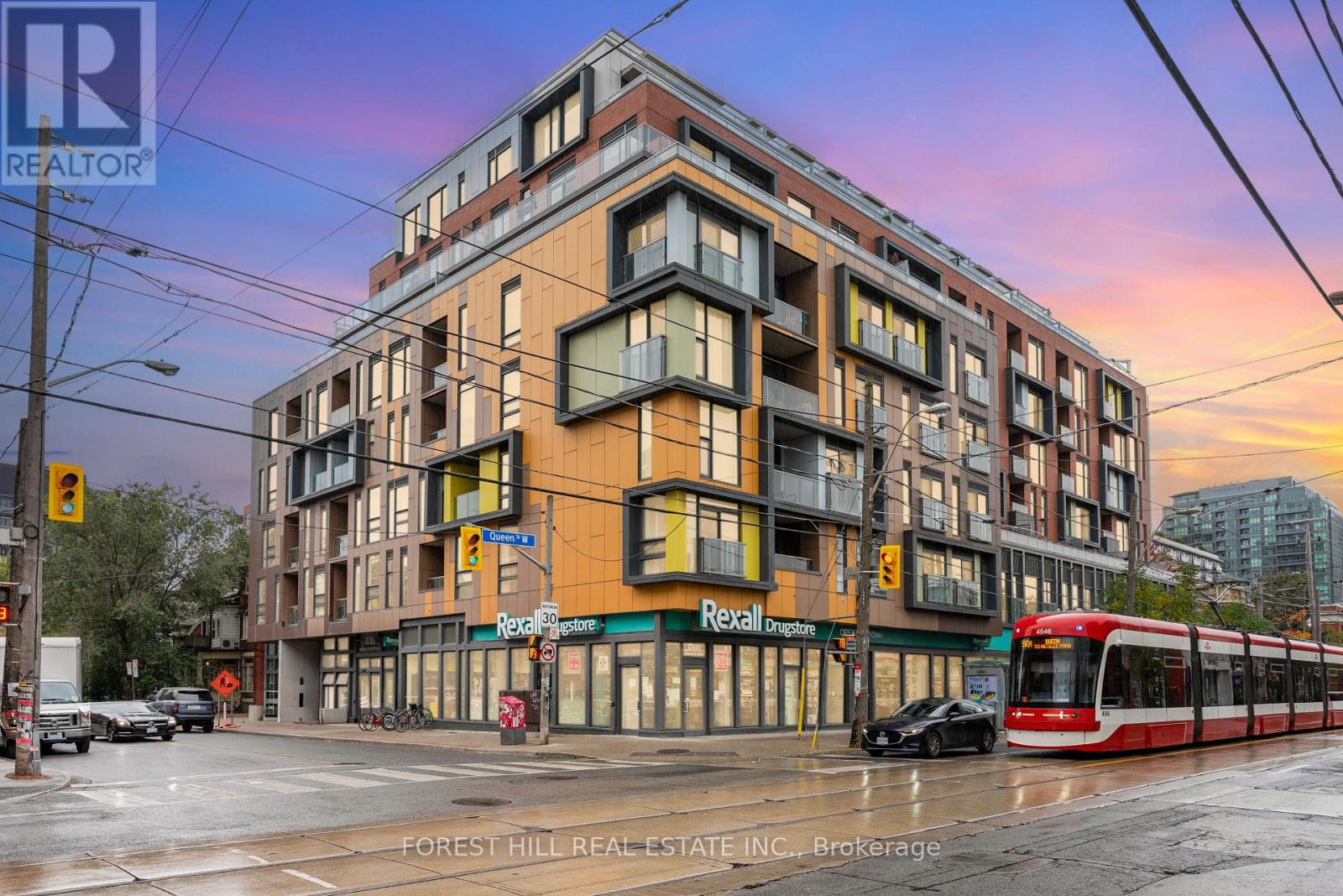 220 - 106 DOVERCOURT ROAD, Toronto, Ontario