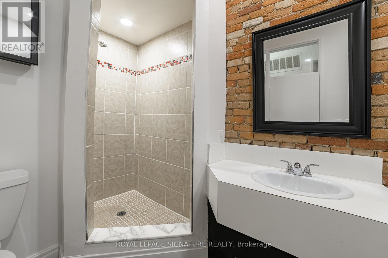 Main - 103 Gloucester Street, Toronto, Ontario  M4Y 1M2 - Photo 16 - C12483457