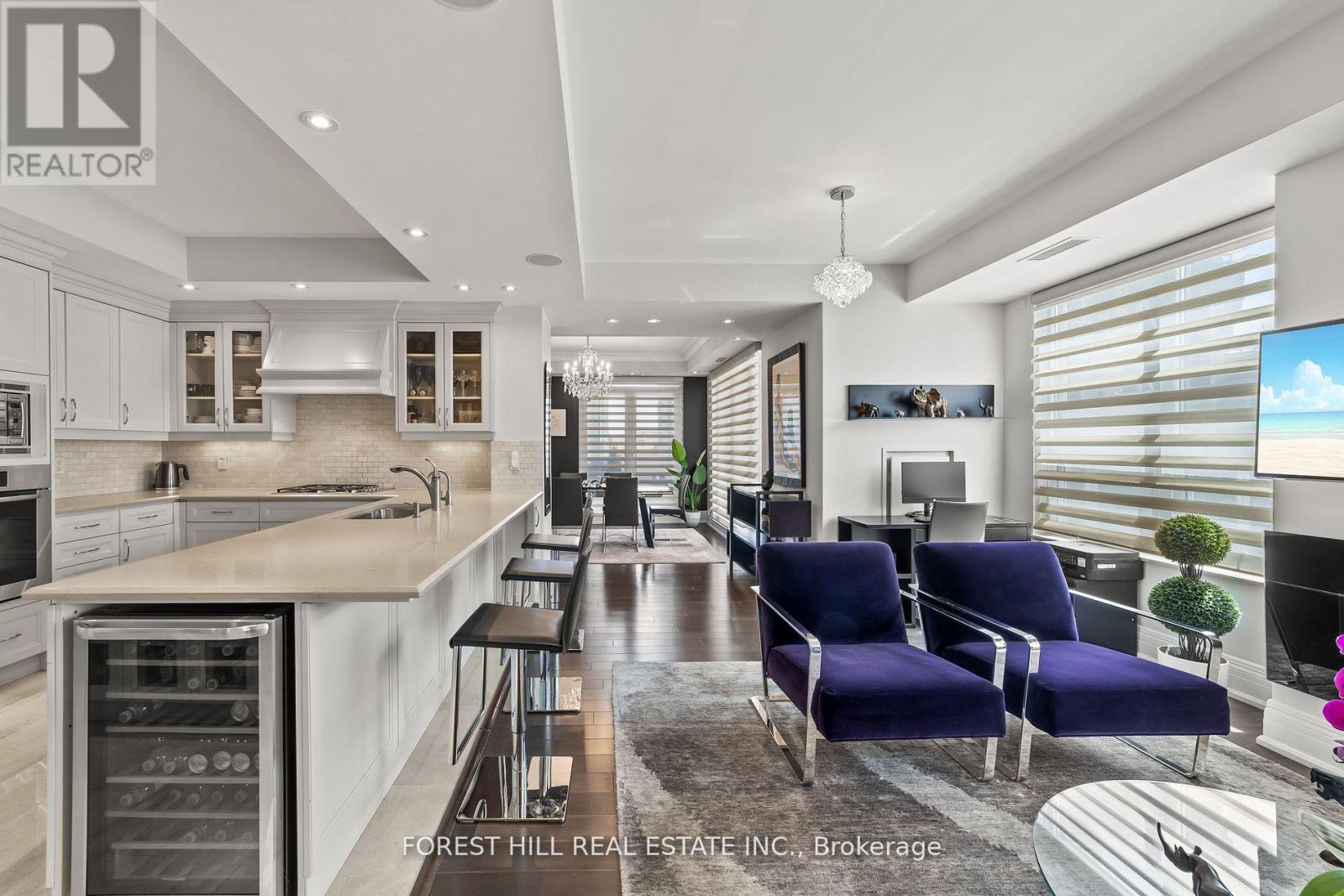 1001 - 68 Yorkville Avenue, Toronto, Ontario  M5R 3V7 - Photo 10 - C12483470
