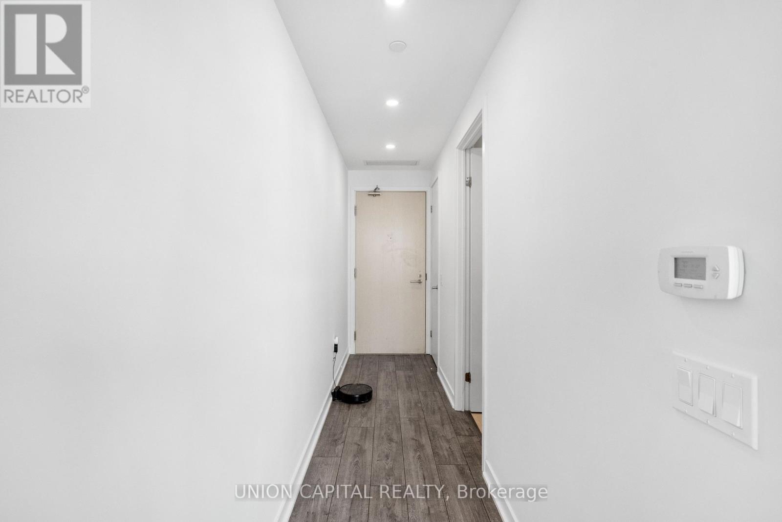 4209 - 115 Blue Jays Way, Toronto, Ontario  M5V 0N4 - Photo 3 - C12483479