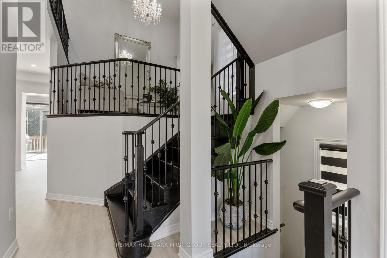 133 Auckland Drive, Whitby, Ontario  L1P 0J4 - Photo 15 - E12483356