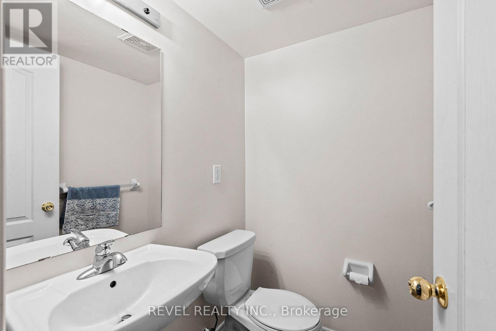 1516 Shepway Mews, Pickering, Ontario  L1X 0C7 - Photo 10 - E12483385